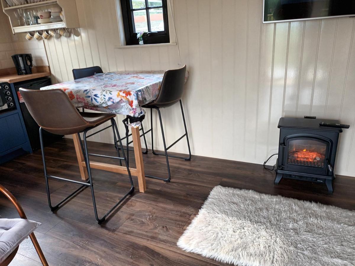 Rathgillen Cabin Nobber Eksteriør billede